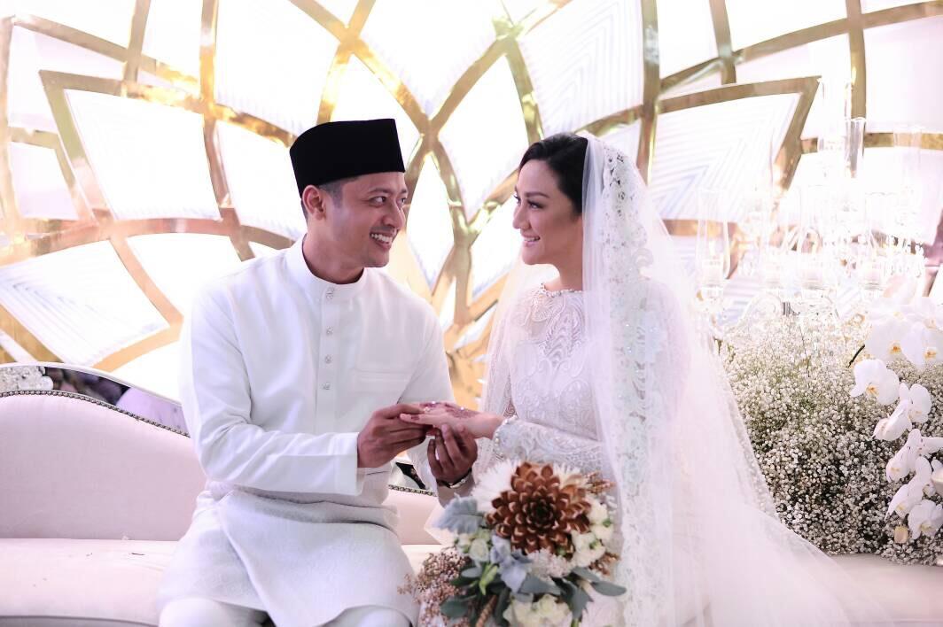 Mohamad Bakar Restu anak-anak.